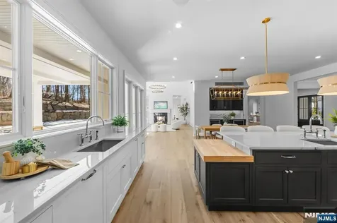 309 Green Ridge Road Franklin Lakes NJ 07417