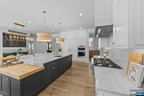 309 Green Ridge Road Franklin Lakes NJ 07417