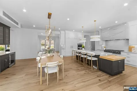 309 Green Ridge Road Franklin Lakes NJ 07417