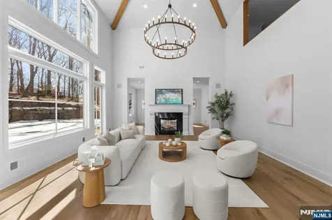 309 Green Ridge Road Franklin Lakes NJ 07417