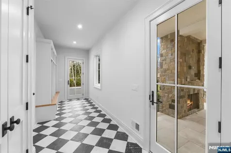 309 Green Ridge Road Franklin Lakes NJ 07417