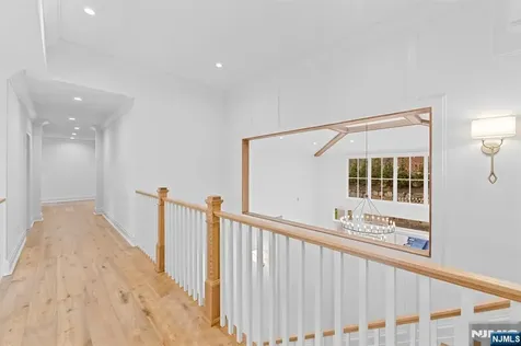309 Green Ridge Road Franklin Lakes NJ 07417