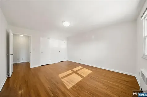 201 Oakdene Place Cliffside Park NJ 07010
