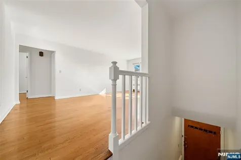 201 Oakdene Place Cliffside Park NJ 07010