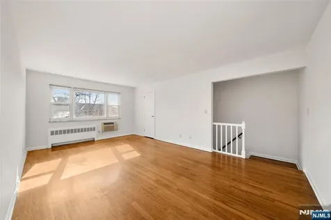 201 Oakdene Place Cliffside Park NJ 07010