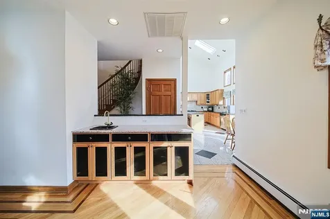 19 Dave Espie Way Wayne NJ 07470