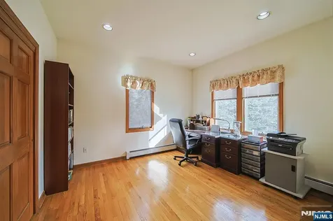 19 Dave Espie Way Wayne NJ 07470
