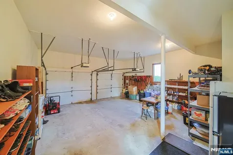 19 Dave Espie Way Wayne NJ 07470