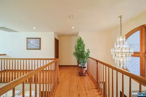 19 Dave Espie Way Wayne NJ 07470