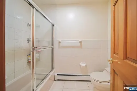 19 Dave Espie Way Wayne NJ 07470