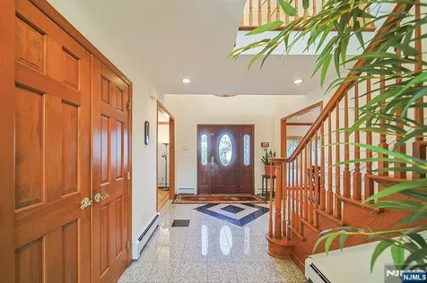 19 Dave Espie Way Wayne NJ 07470