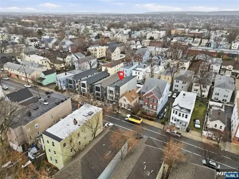 589 18th Street Newark NJ 07103