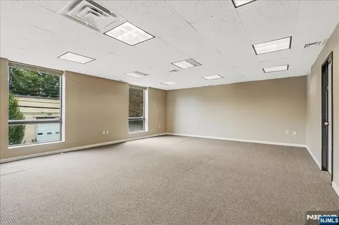 3 Tice Road Franklin Lakes NJ 07417