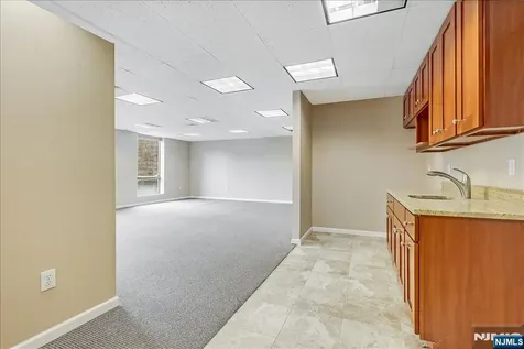 3 Tice Road Franklin Lakes NJ 07417