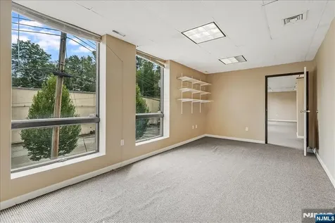 3 Tice Road Franklin Lakes NJ 07417