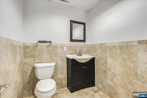 3 Tice Road Franklin Lakes NJ 07417