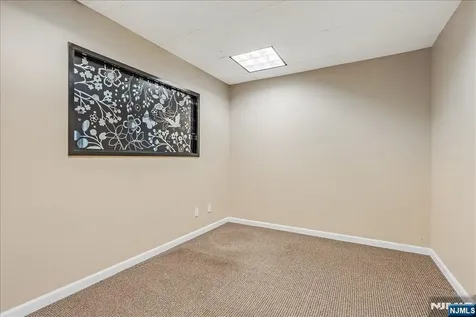 3 Tice Road Franklin Lakes NJ 07417