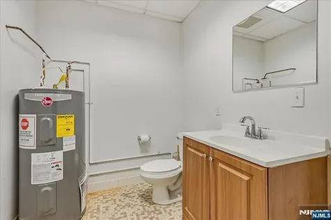 3 Tice Road Franklin Lakes NJ 07417