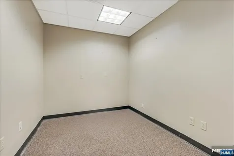 3 Tice Road Franklin Lakes NJ 07417