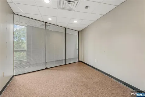 3 Tice Road Franklin Lakes NJ 07417