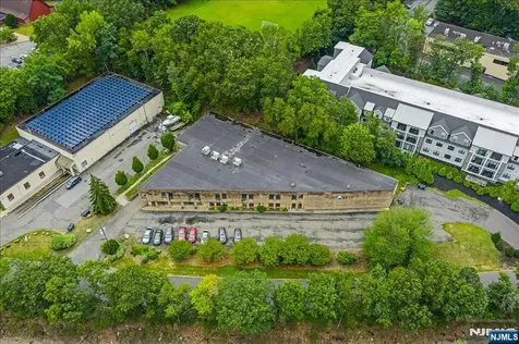 3 Tice Road Franklin Lakes NJ 07417