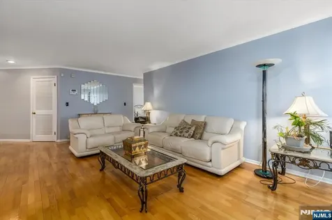 2 Crystal Lane Paterson NJ 07501