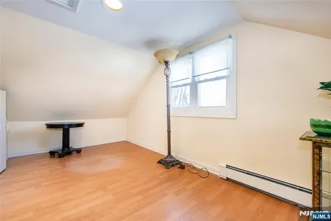 175 Hillside Avenue Bergenfield NJ 07621