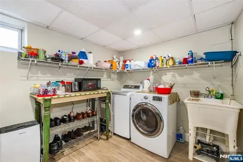 175 Hillside Avenue Bergenfield NJ 07621