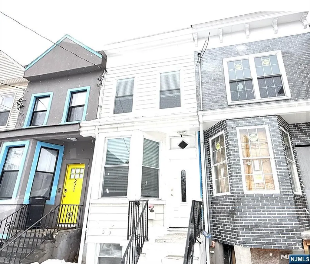 273 Forrest Street Jersey City NJ 07304