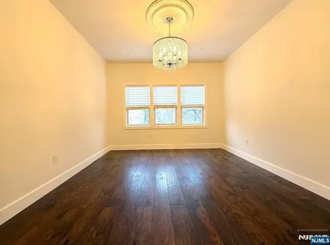 273 Forrest Street Jersey City NJ 07304