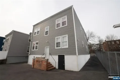 14-16 Hazel Place Newark NJ 07108
