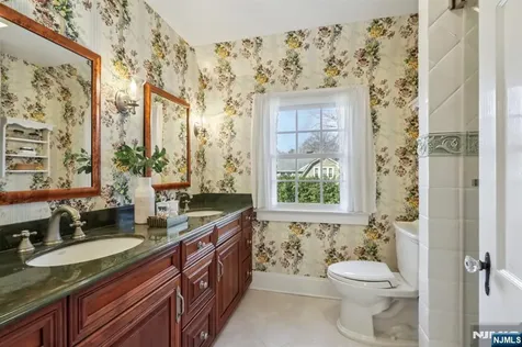 235 Sheridan Avenue Ho-ho-kus NJ 07423