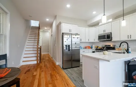 40 Wright Avenue Jersey City NJ 07306