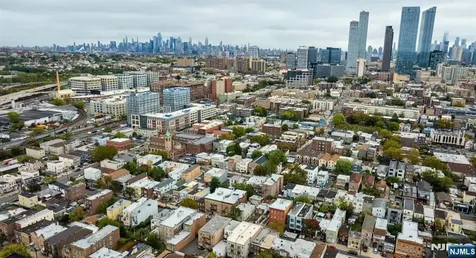 40 Wright Avenue Jersey City NJ 07306