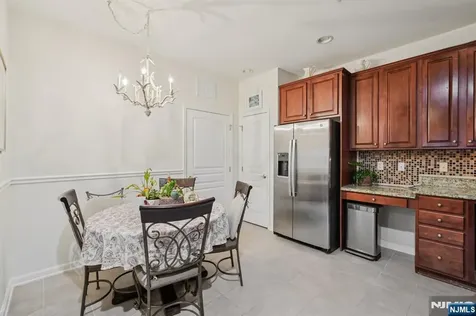 5203 Warrens Way Wanaque NJ 07465