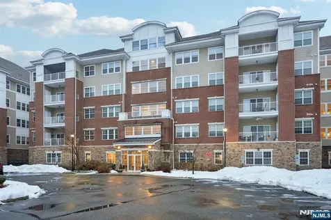 5203 Warrens Way Wanaque NJ 07465