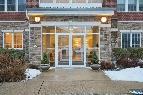 5203 Warrens Way Wanaque NJ 07465