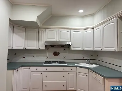 460 New England Terrace Orange NJ 07050