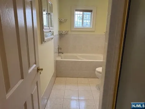 460 New England Terrace Orange NJ 07050