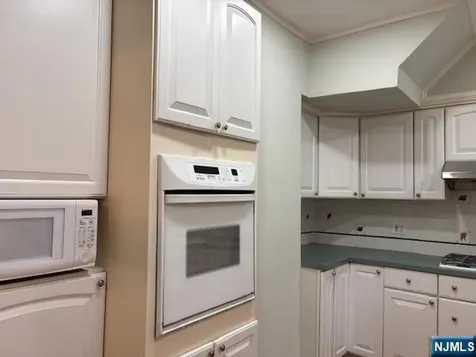 460 New England Terrace Orange NJ 07050