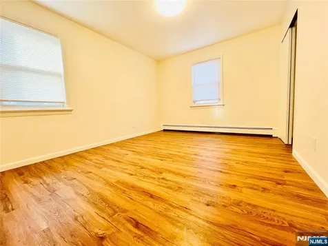 76 Front Street North Arlington NJ 07031