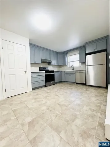 76 Front Street North Arlington NJ 07031