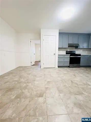 76 Front Street North Arlington NJ 07031