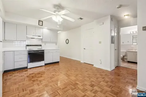 41-51 Wilson Avenue Newark NJ 07105
