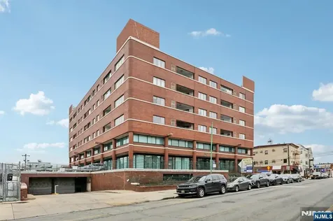 41-51 Wilson Avenue Newark NJ 07105