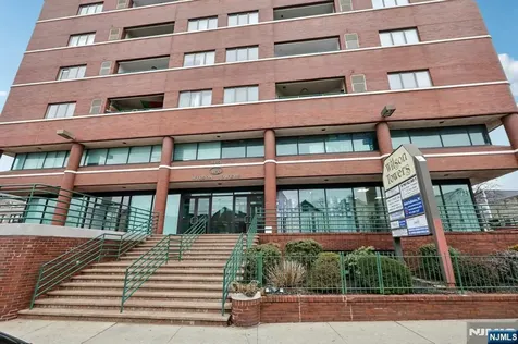 41-51 Wilson Avenue Newark NJ 07105