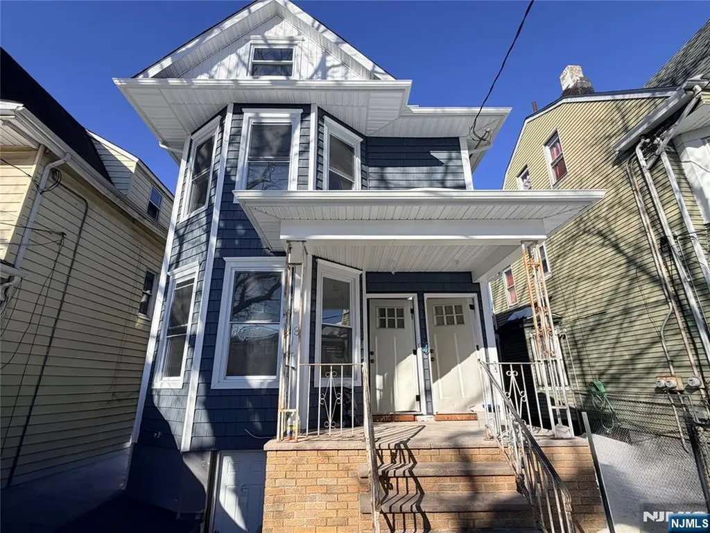 346-348 Woodside Avenue Newark NJ 07104