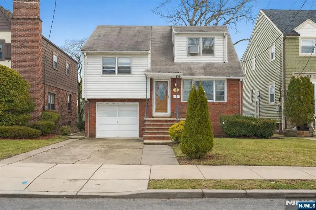 49 New Brier Lane Clifton NJ 07012