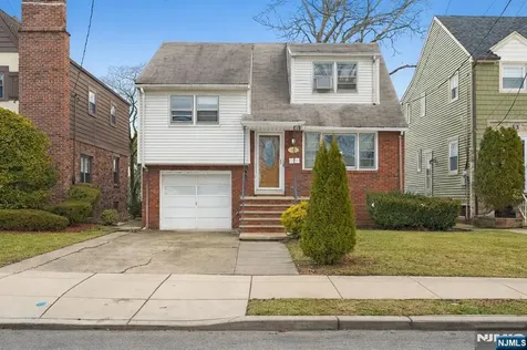 49 New Brier Lane Clifton NJ 07012
