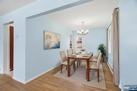 49 New Brier Lane Clifton NJ 07012